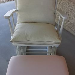 GLIDER CHAIR AND STOOL