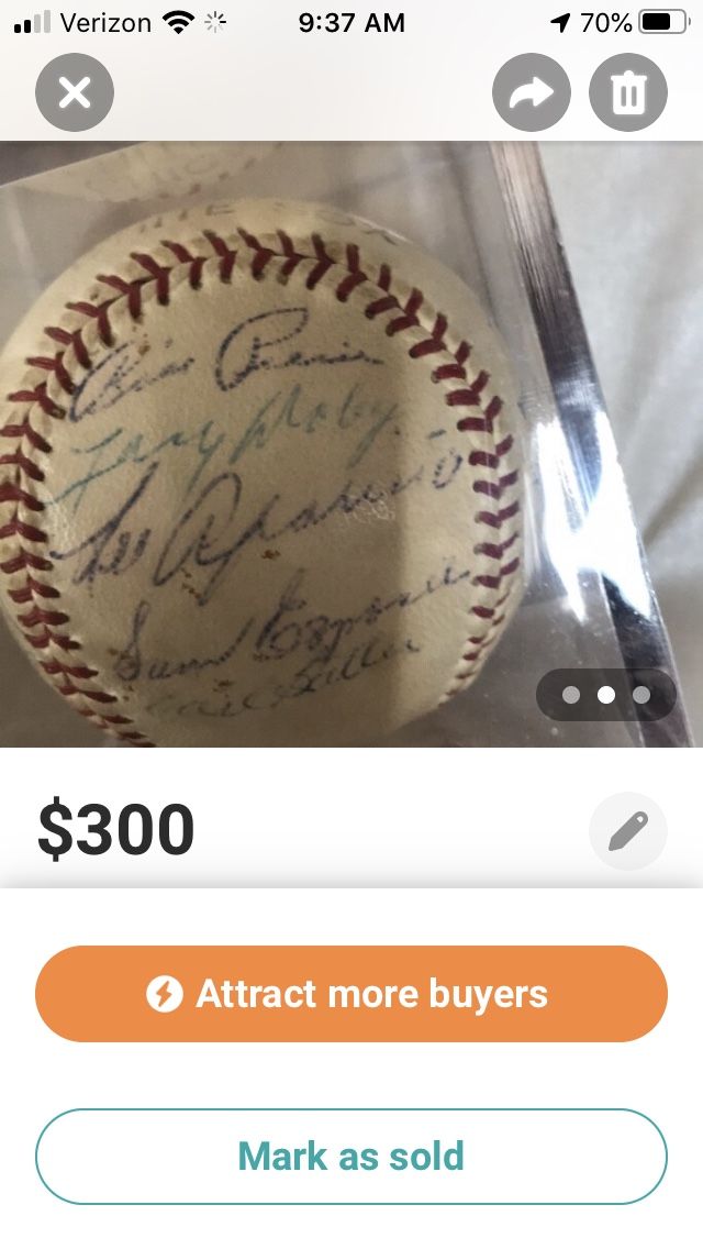 1950s Chicago White Sox autographed ball with MVP Luis Aparicio