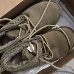 Ugg Neumel 