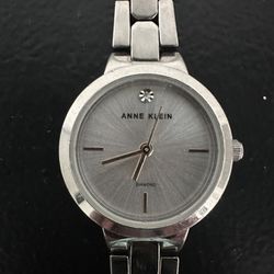ANNE KLEIN SILVER TONE GENUINE DIAMOND DIAL WRISTWATCH.