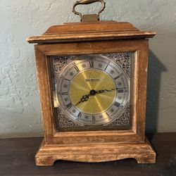Vintage “HOWARD MILLER” Wooden Mantle Clock w/ Patina. Potentially Parts Only.