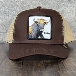 Goorin Bros The Farm Animal Toro The Mexican Bull Trucker Hat Exclusive Limited Holo Tags Labels New