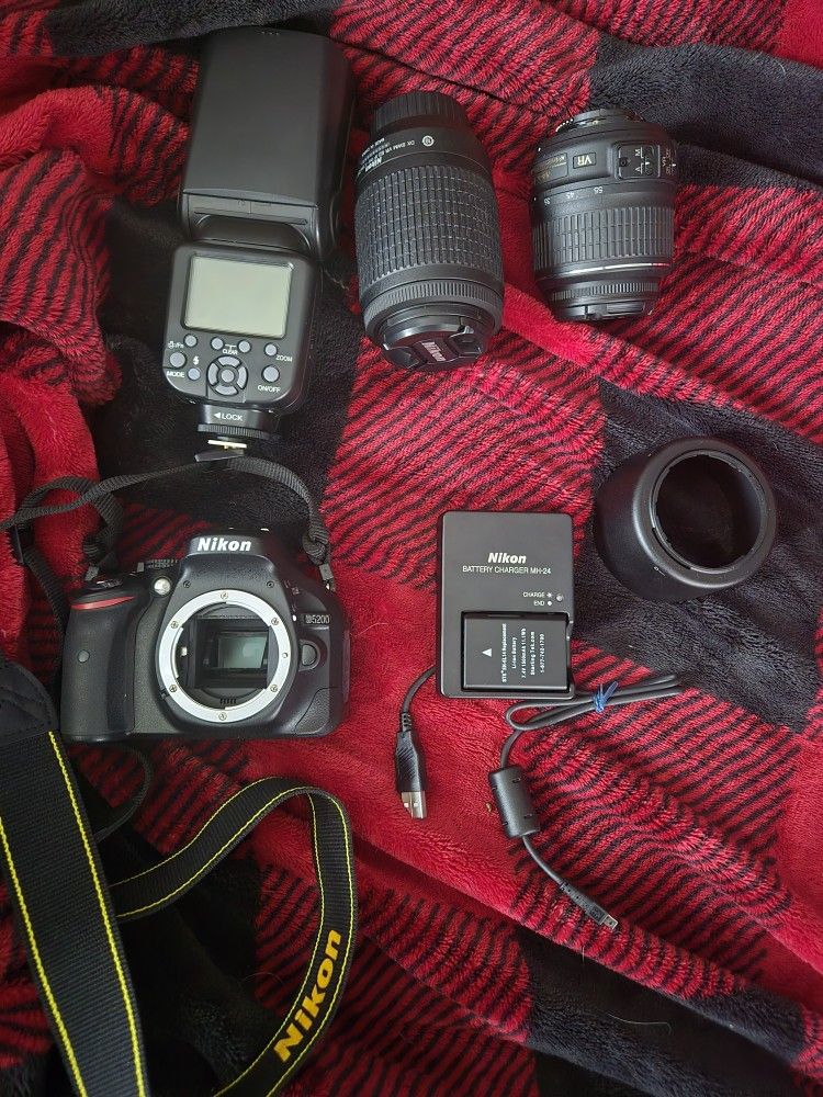 Nikkon D5200