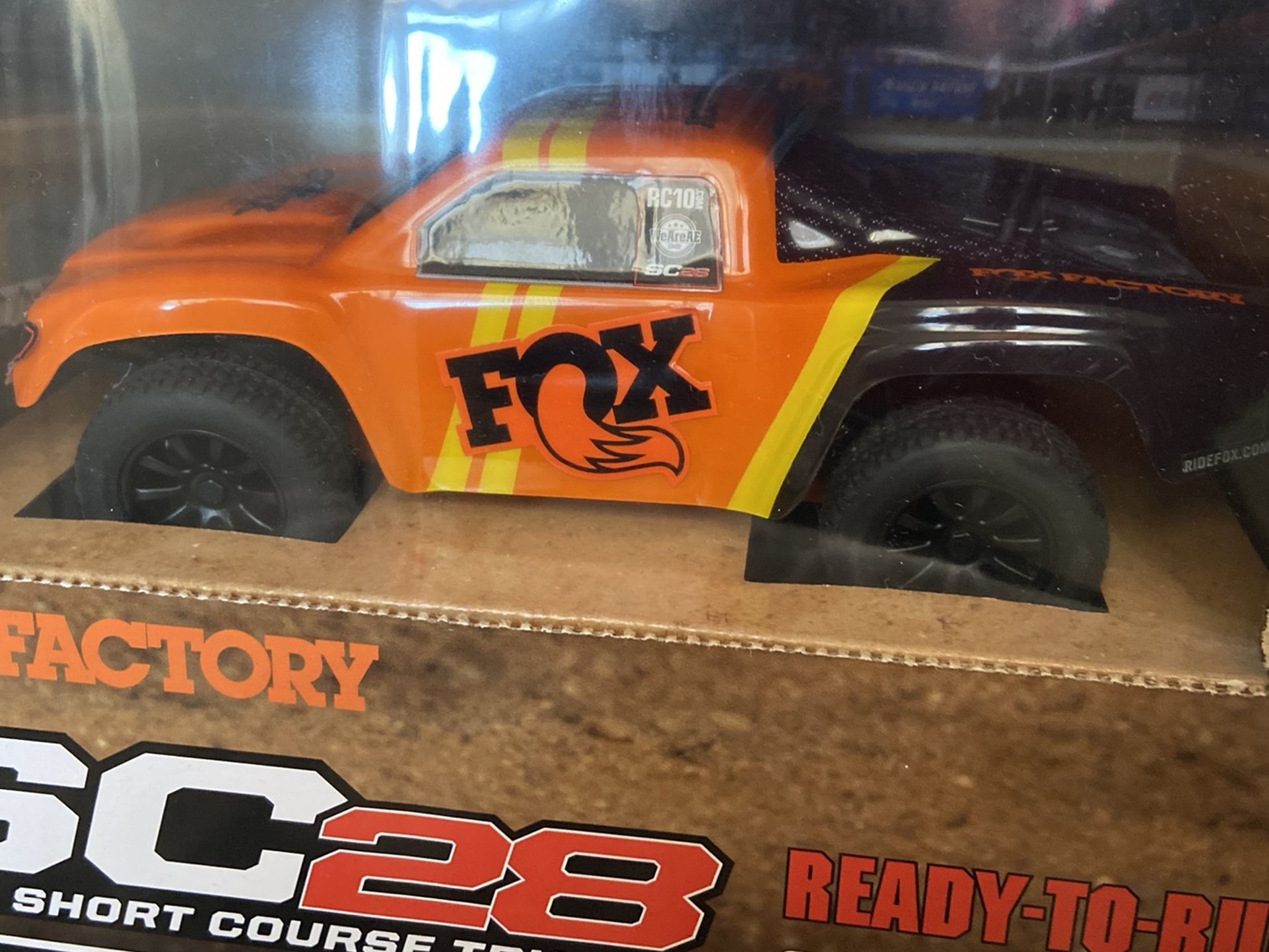 FOX FACTORY SC28 1:28 Short Course Rv Truck