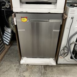 NEW SAMSUNG STAINLESS STEEL DISHWASHER 