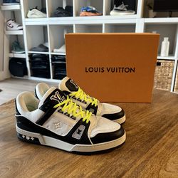 Size 9 - Louis Vuitton LV Trainer White