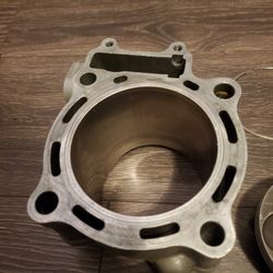 06 Crf450r Cylinder Jugg And Piston 