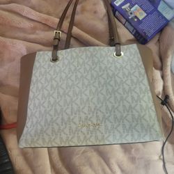 Michael Kors Tote