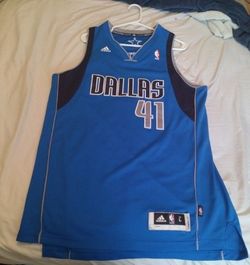 Dirk Nowitzki Jersey