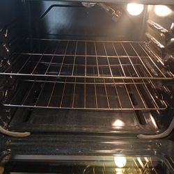 Clean Stainless Steel And Black Kenmore Gas Stove It Works Great Like New Condition Free Delivery And Hook Up