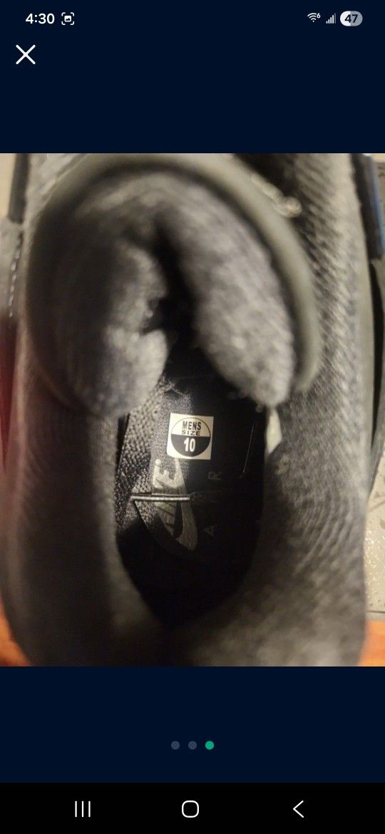 Jordan 4 Black Cat 2025