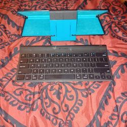 Logitech IPad Keyboard 