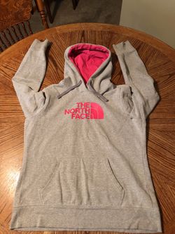 The north face women’s size large