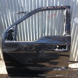 2017-2022 Ford F-250 F-350  Front Door LH
