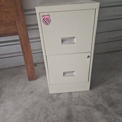 2 Drawers Filing Cabinet Great Condition 