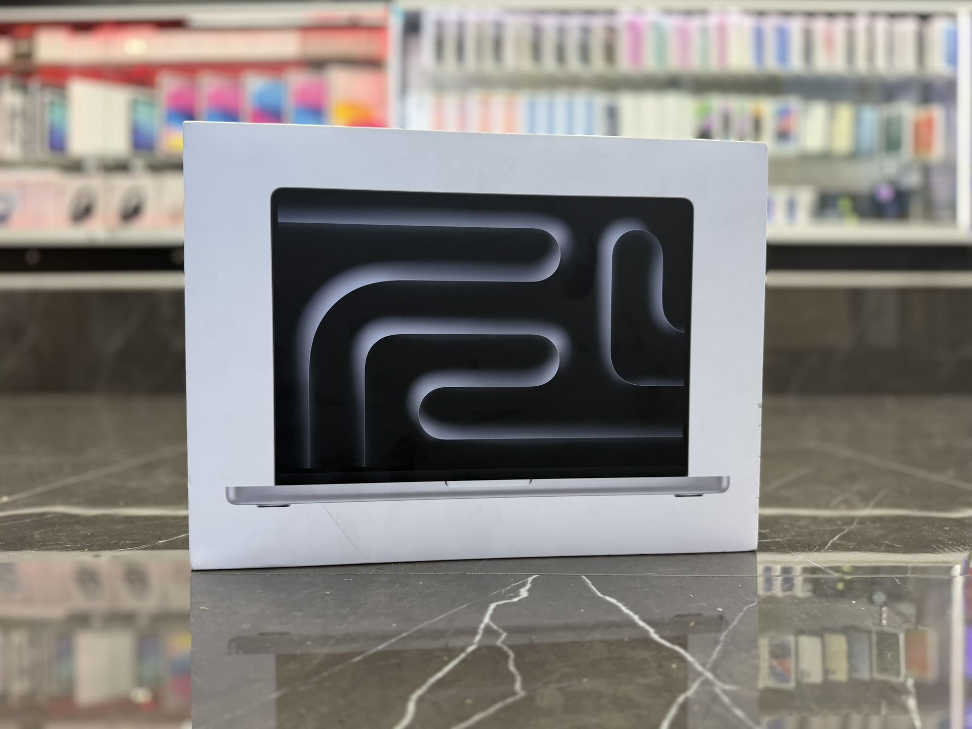 MacBook Pro 14” M4 Chip ((Take It Home In Payments/ llévatelo a casa en pagos)