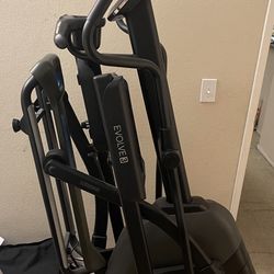 Evolve 3 Elliptical machine