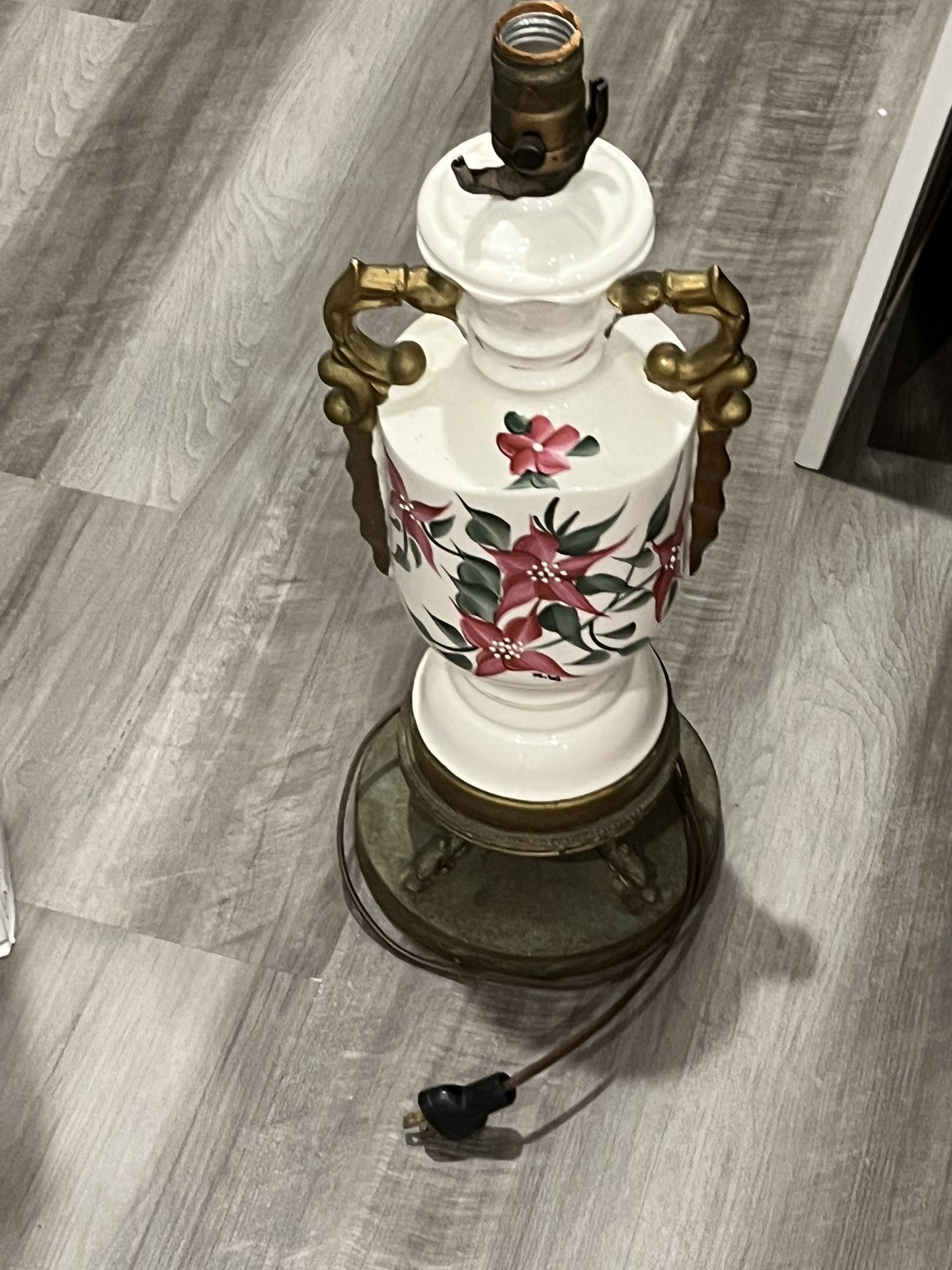Vintage Floral Ceramic Lamp