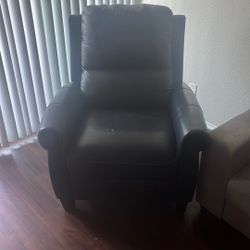 Comfortable Recliner 