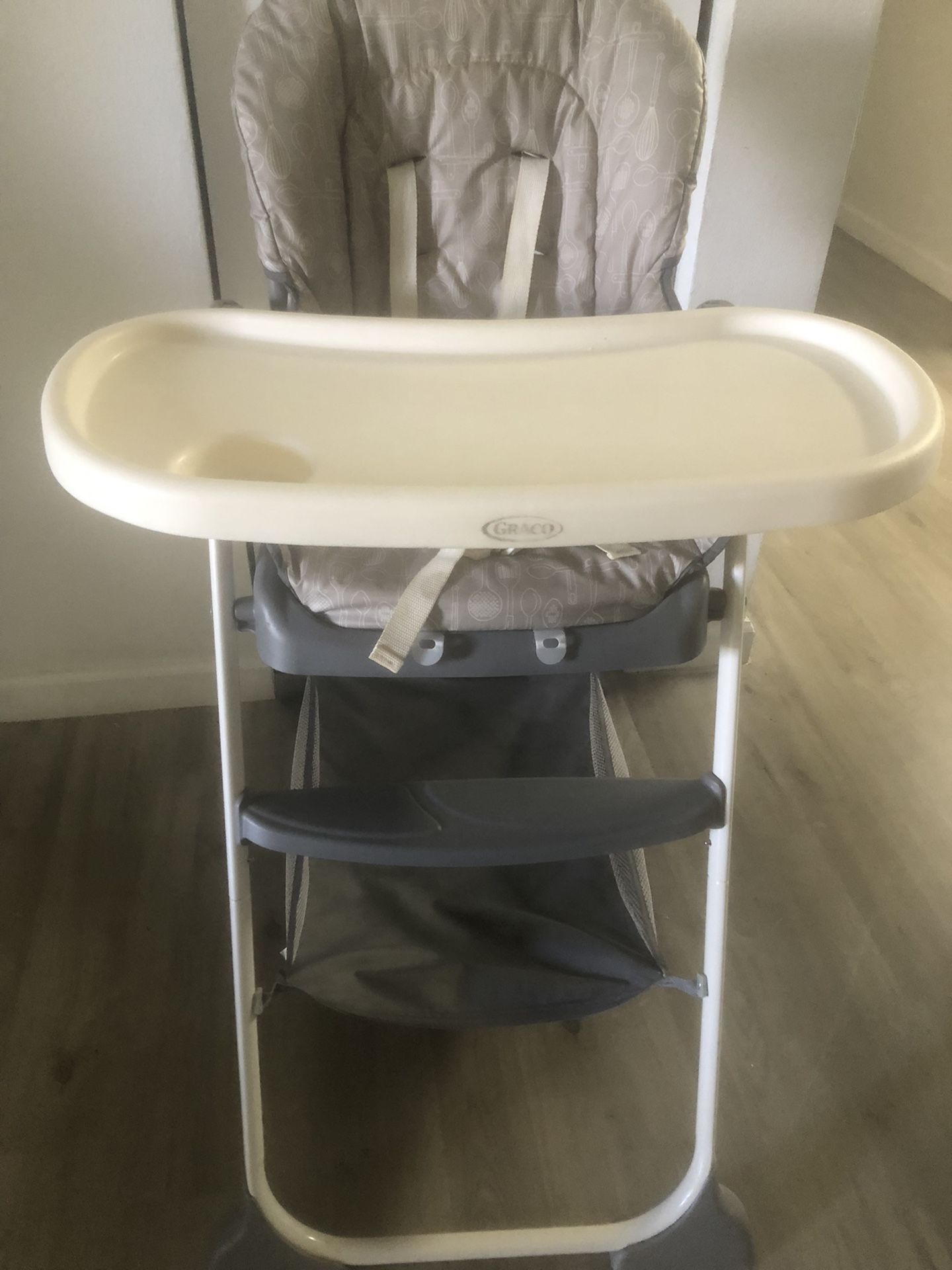 Baby Chair In Perfect  Condition . It Folds In Half.