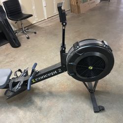 Offer up rowing machine sale