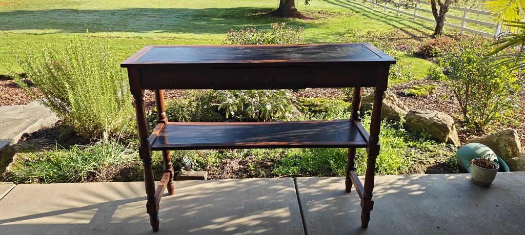 Vintage Sofa Table With Drawer