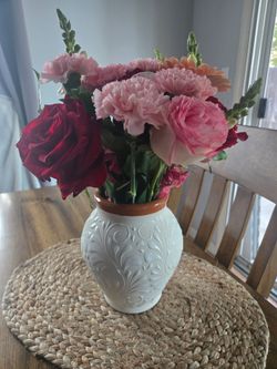 Mother's Day Flowers w/ Vase