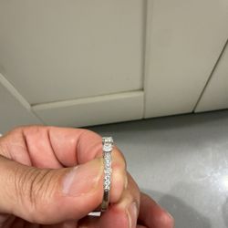 Wedding Ring 14 K White Gold. 5/8 Ct Tw Round Cut Diamonds  