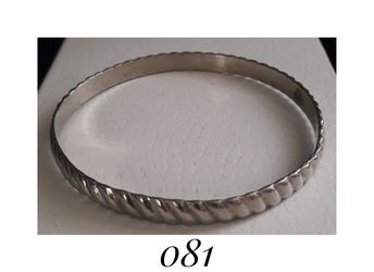 8" Heavy Solid Sterling Silver Cross Groove High Relief Bangle Bracelet, Made in Mexico, signed