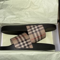 Burberry Men Slides Size 45