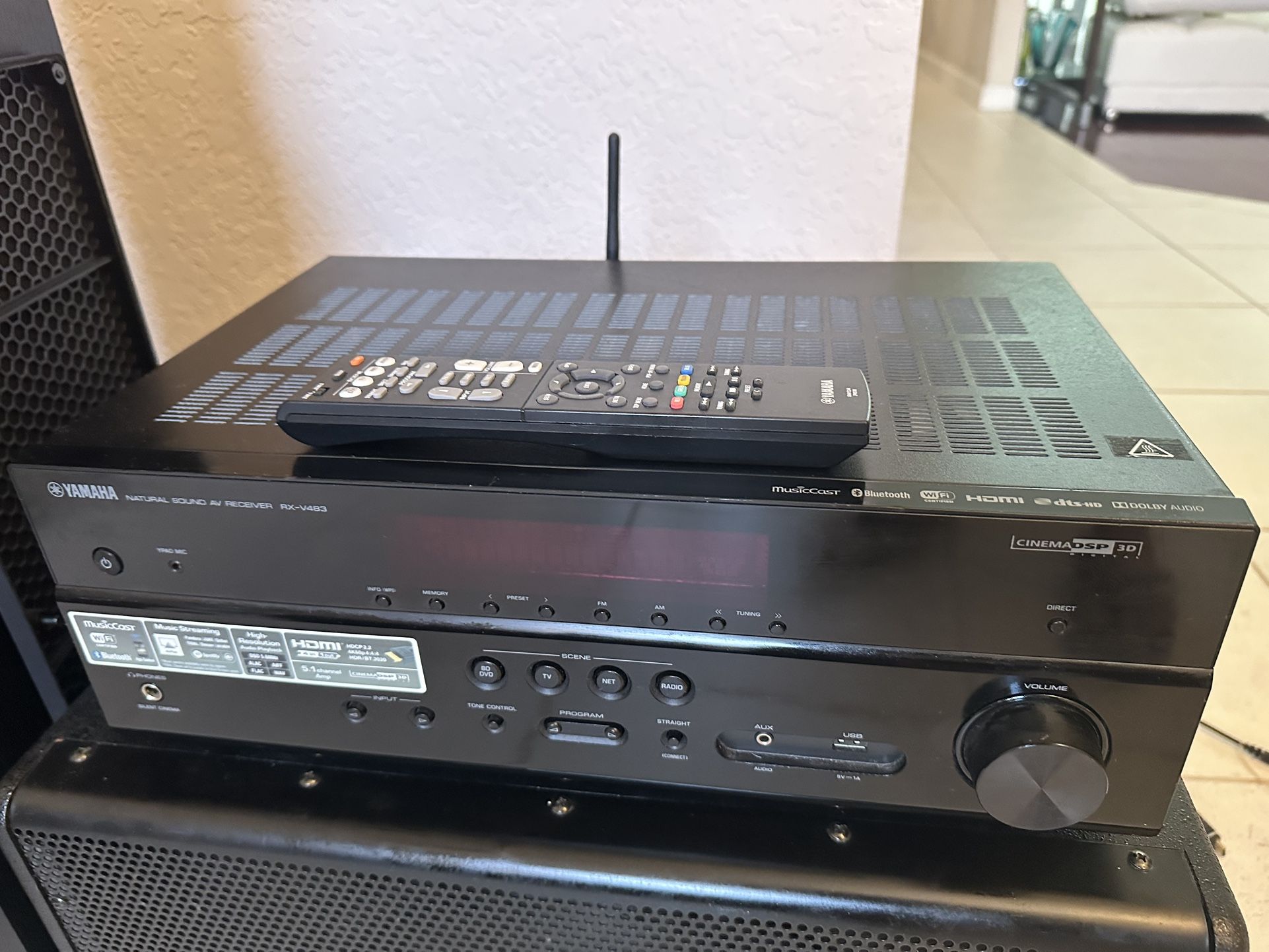 Yamaha RX-V483 5.1 4K bluetooth WiFi HDR10 receiver AirPL + Remote