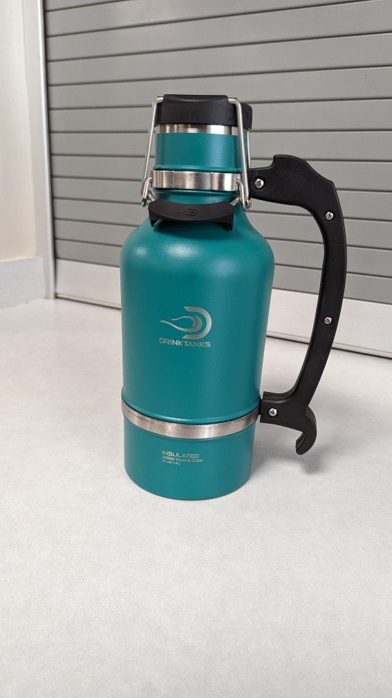 Drinktanks 64oz Growler
