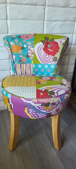 Vanity stool