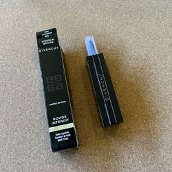 Givenchy  Rouge Interdit Vinyl Color Enhancing Lipstick 26