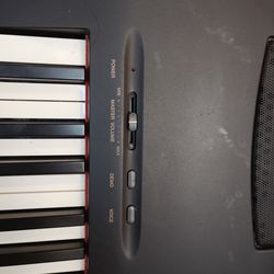 Yamaha p60 electronic piano