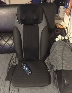 Massage seat with removable neck piece