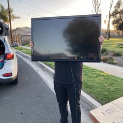 45” TV