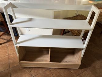 Open Bookshelf