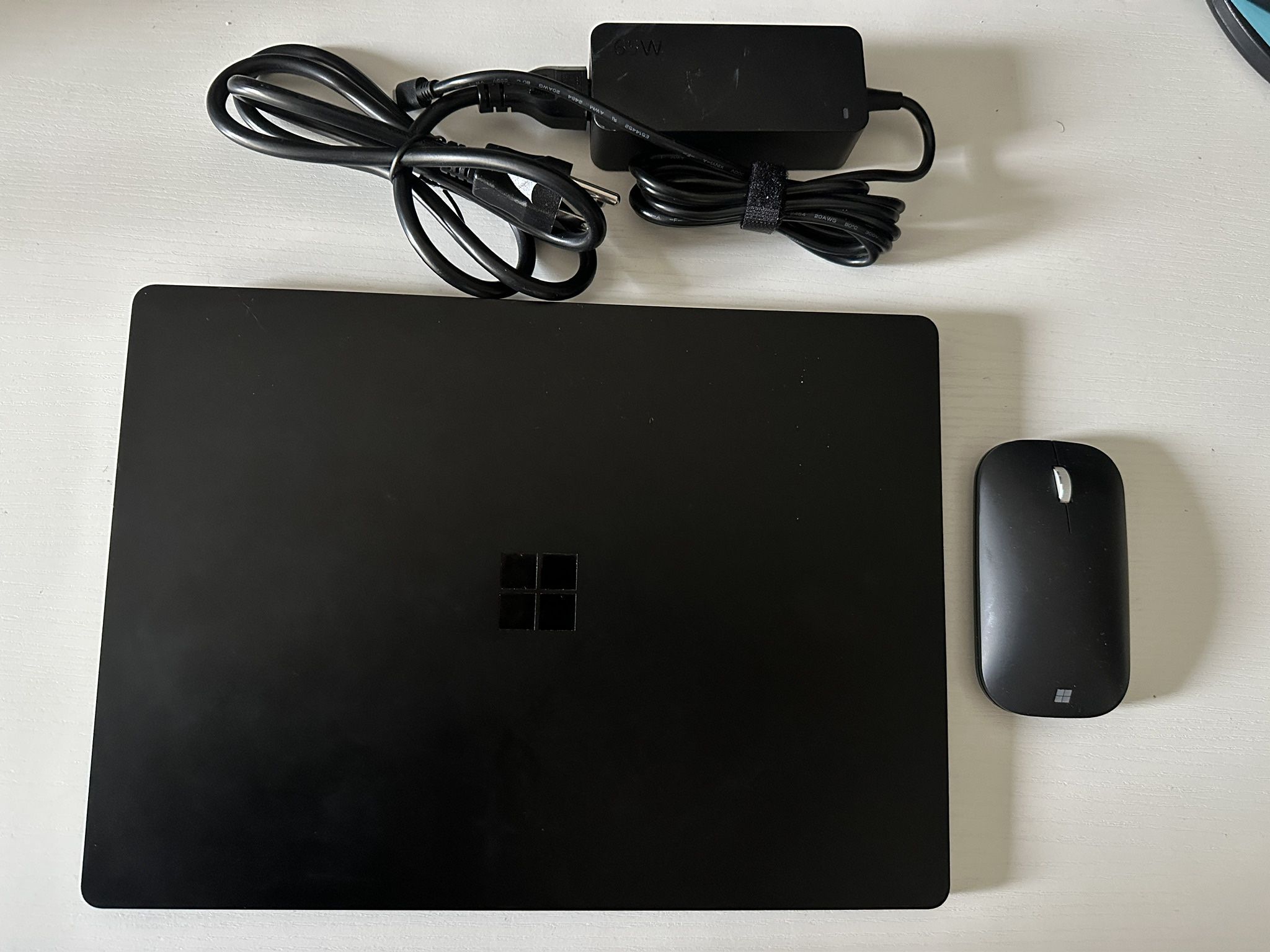 Surface Pro Laptop 4