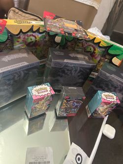 Pokémon Pitch Black ETB / Ascended Heroes