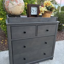 Gray Simmons Solid Wood Dresser Chest of Drawers Furniture Great Condition 