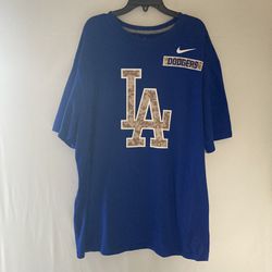 Nike Los Angeles Dodgers Logo T Shirt Size 2XL Digital Camo Print LA Dodgers MLB 2015 Like New