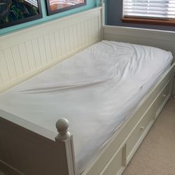 twin Captains Bed With Trundle