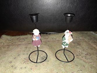 2 candles holders