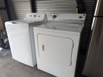 Washer and Dryer . DELIVERY AVAILABLE .