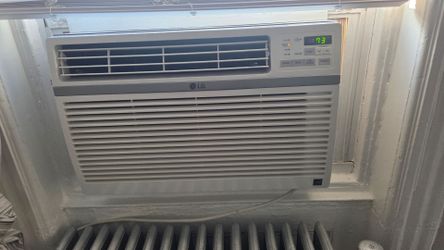 LG Window Air Conditioner