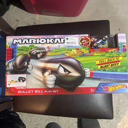 Hot Wheels Mario Kart Bullet Bill Launcher and Mario Kart Vehicle for Kids Ages 4, 5, 6, 7, 8