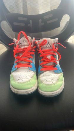 Air Jordan 1 Mid Sneakers
