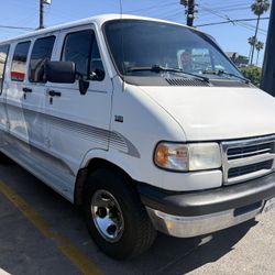 1995 Dodge Van RAM 
