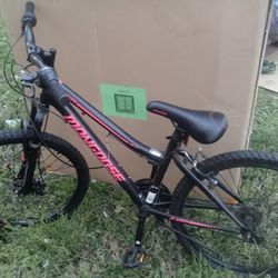 $100$*LIKE*NEW*ULTRA*LIGHTWEIGHT*ALUM.*MONGOOSE*24*SPEED*MOUNTAIN*BIKE*$100$*